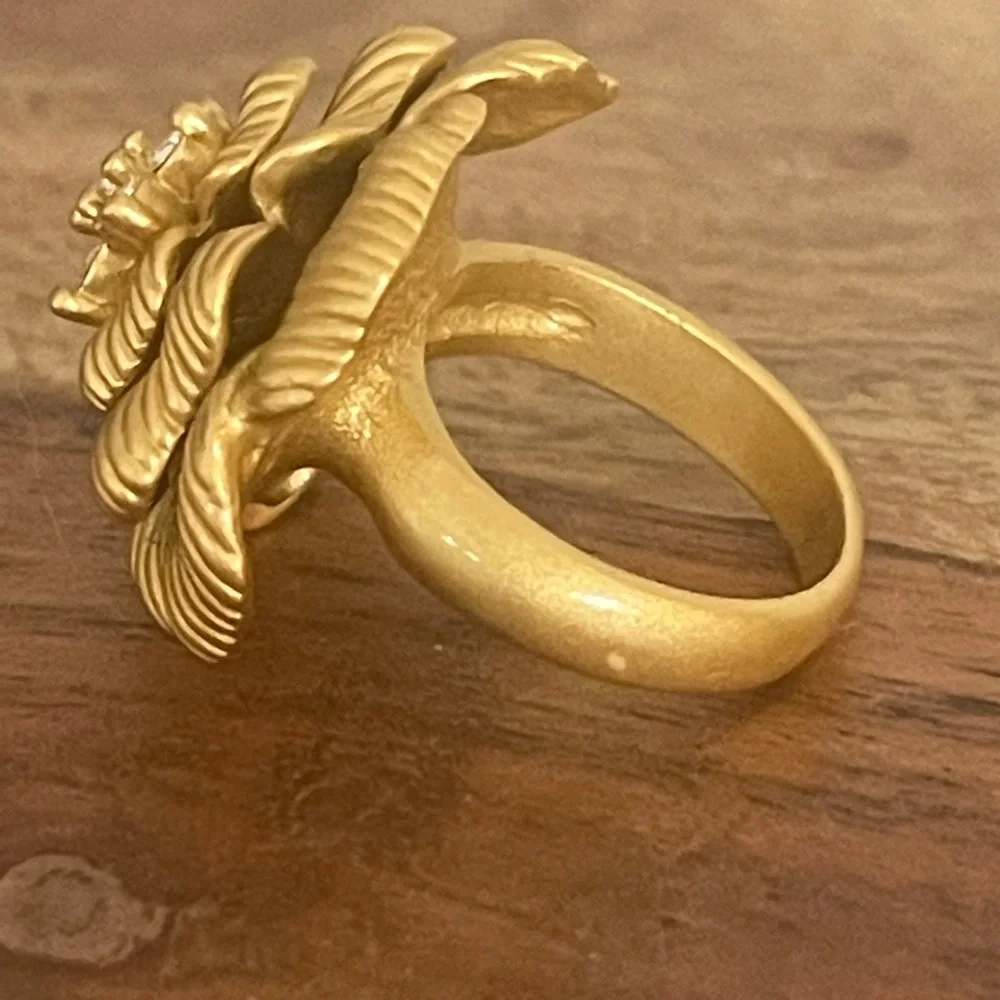 Premier Designs In Bloom antique gold flower ring